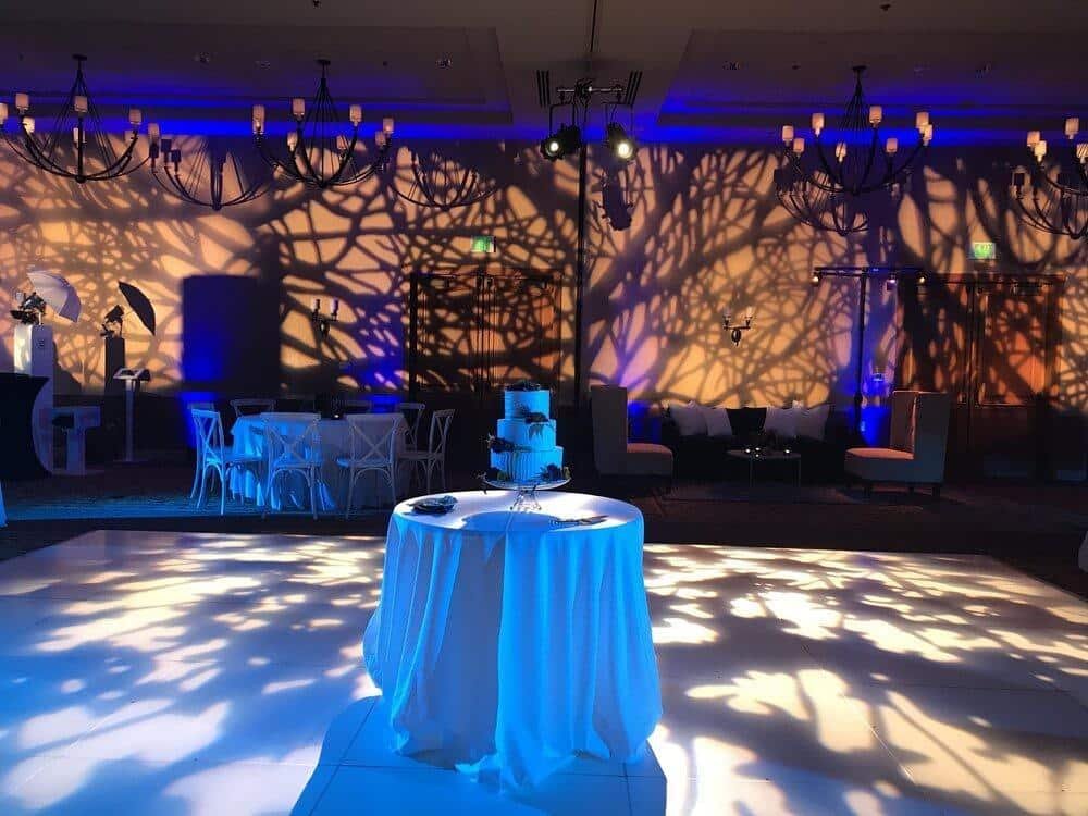 rustic-chic-lighting - Stylus Weddings Stylus SE - Event Ligthing