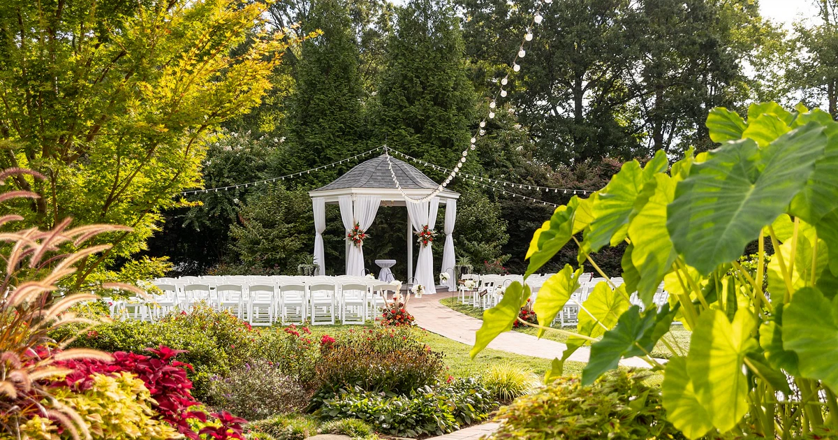 Alexander Homestead by Wedgewood Weddings