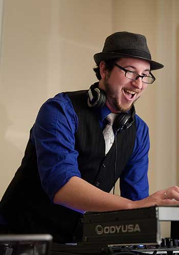 DJ Jason Huggins - StylusWeddings